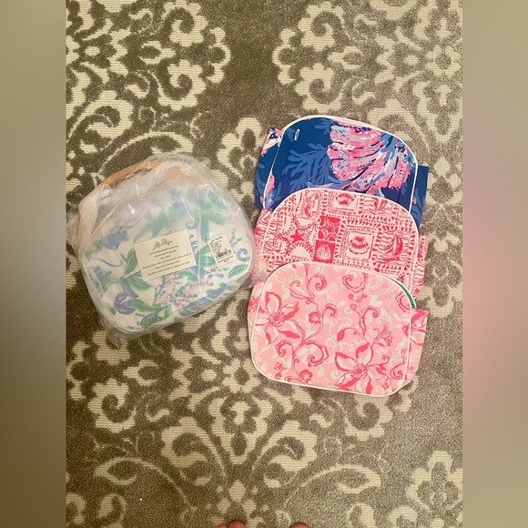 Lilly Pulitzer Bermuda Bag Set - Picture 3 of 9